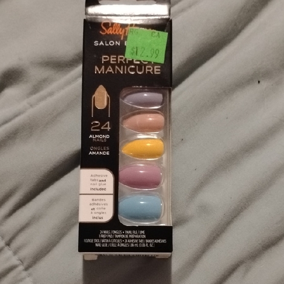 Sally Hansen Salon Perfect Manicure Press-On Nails - Multicolor - Picture 1 of 2